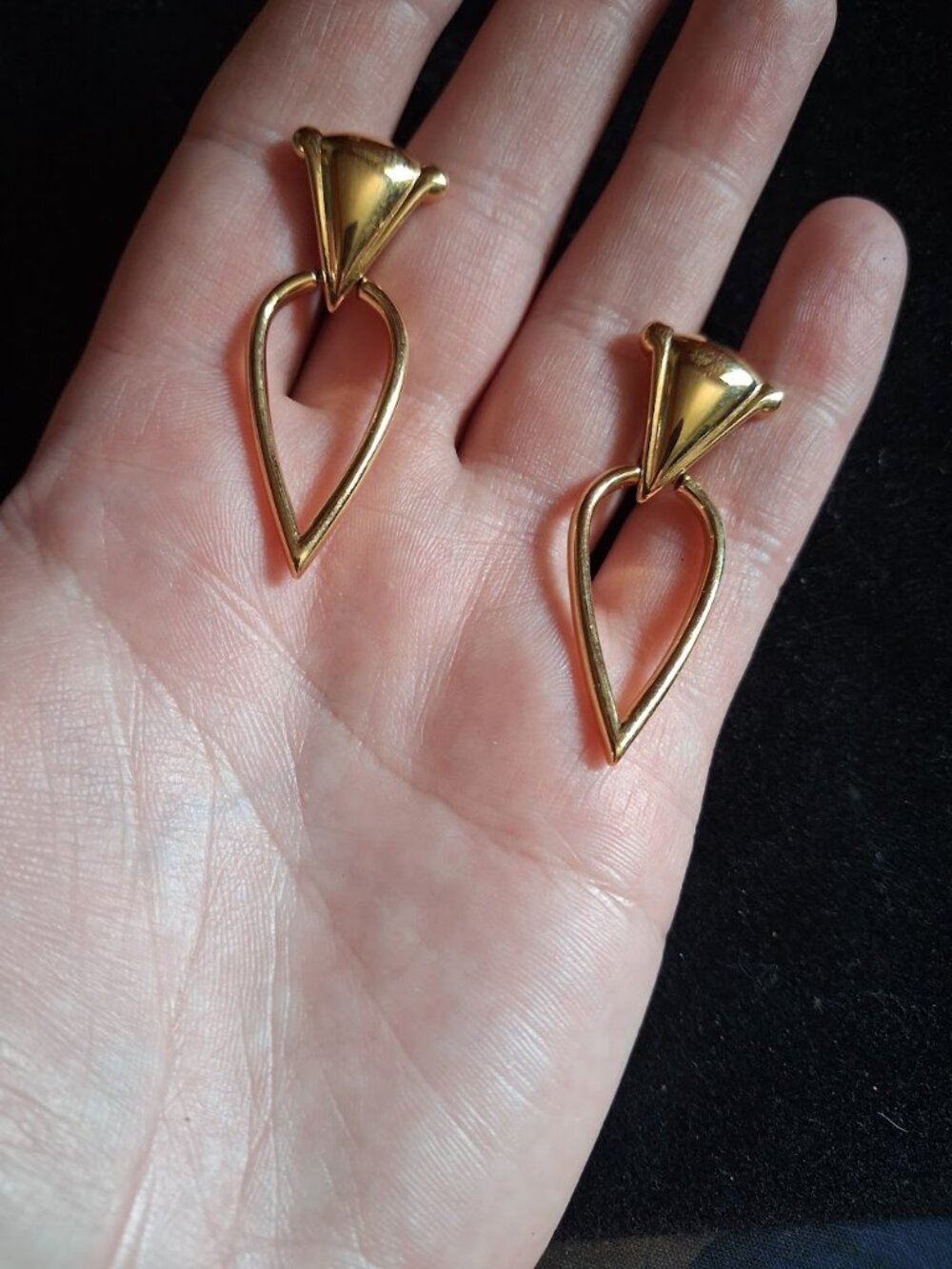 Vintage Monet dangle clip on earrings
